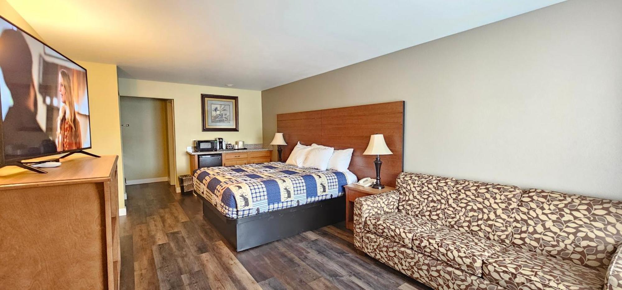 Mill Village Hotel