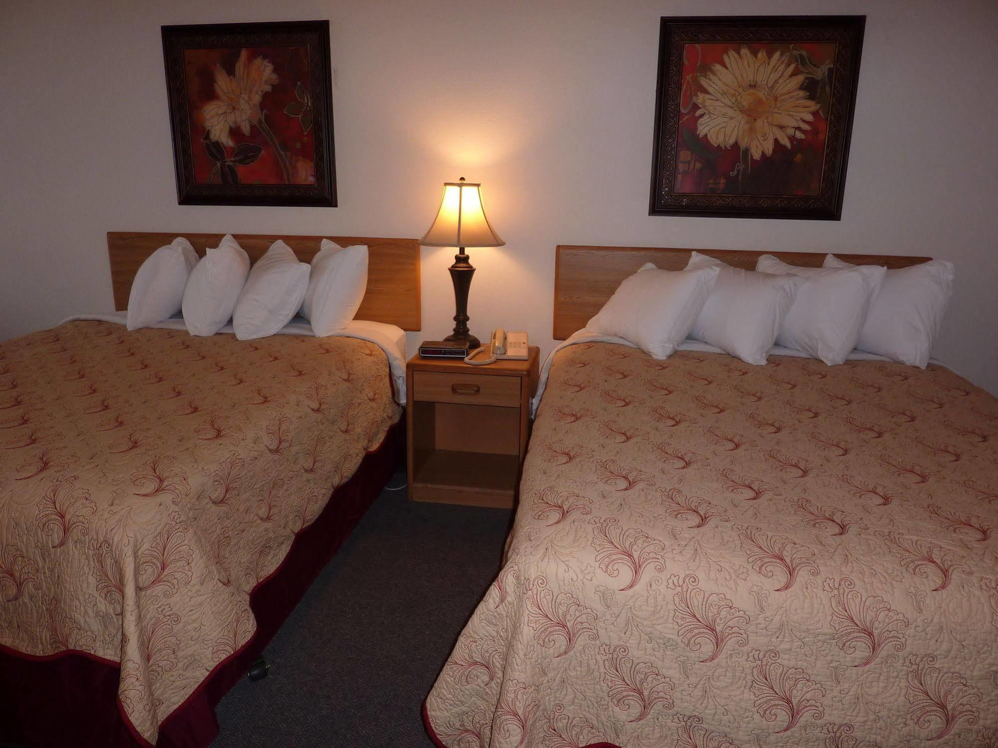 Mill Village Hotel