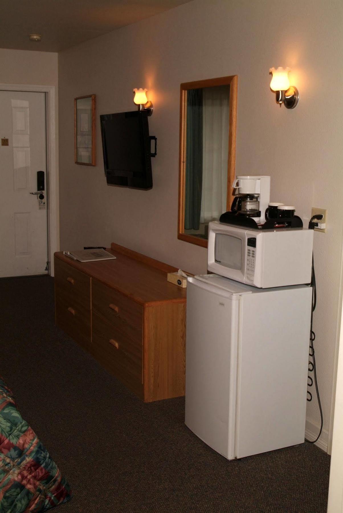 Mill Village 3* Eatonville